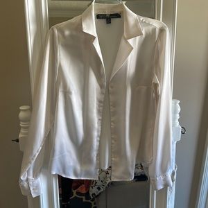Blouse size 6